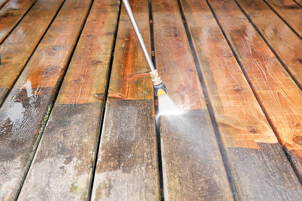 Professional Pressure Washing Services in Sigourney, IA